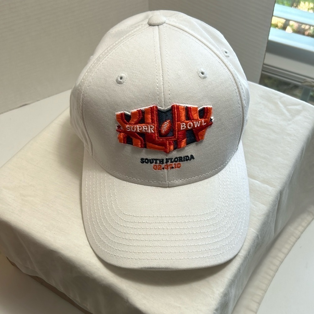 Reebok Super Bowl XLIV Hat Ball Cap South Florida White Adjustable